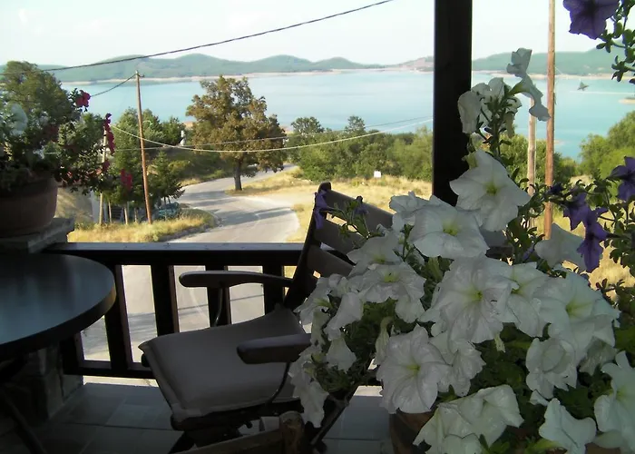 Pandion Luxury Boutique Hotel & Suites With Spa